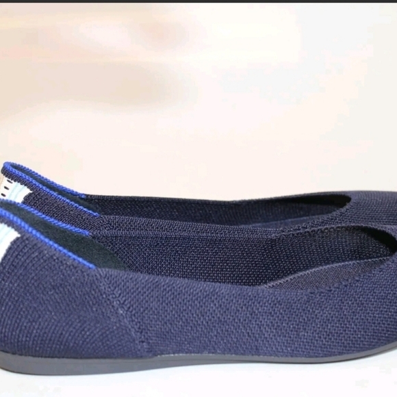 🔹️Rothy's 🔹️Womens 7 The Square Navy Knit Ballet Flats Shoes - Picture 4 of 7